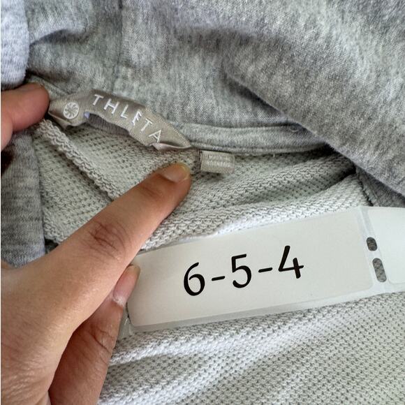 Athleta‎ Cardigan Womens Small Grey Heathered Nirvana Wear Two Ways Sweater - Picture 6 of 10